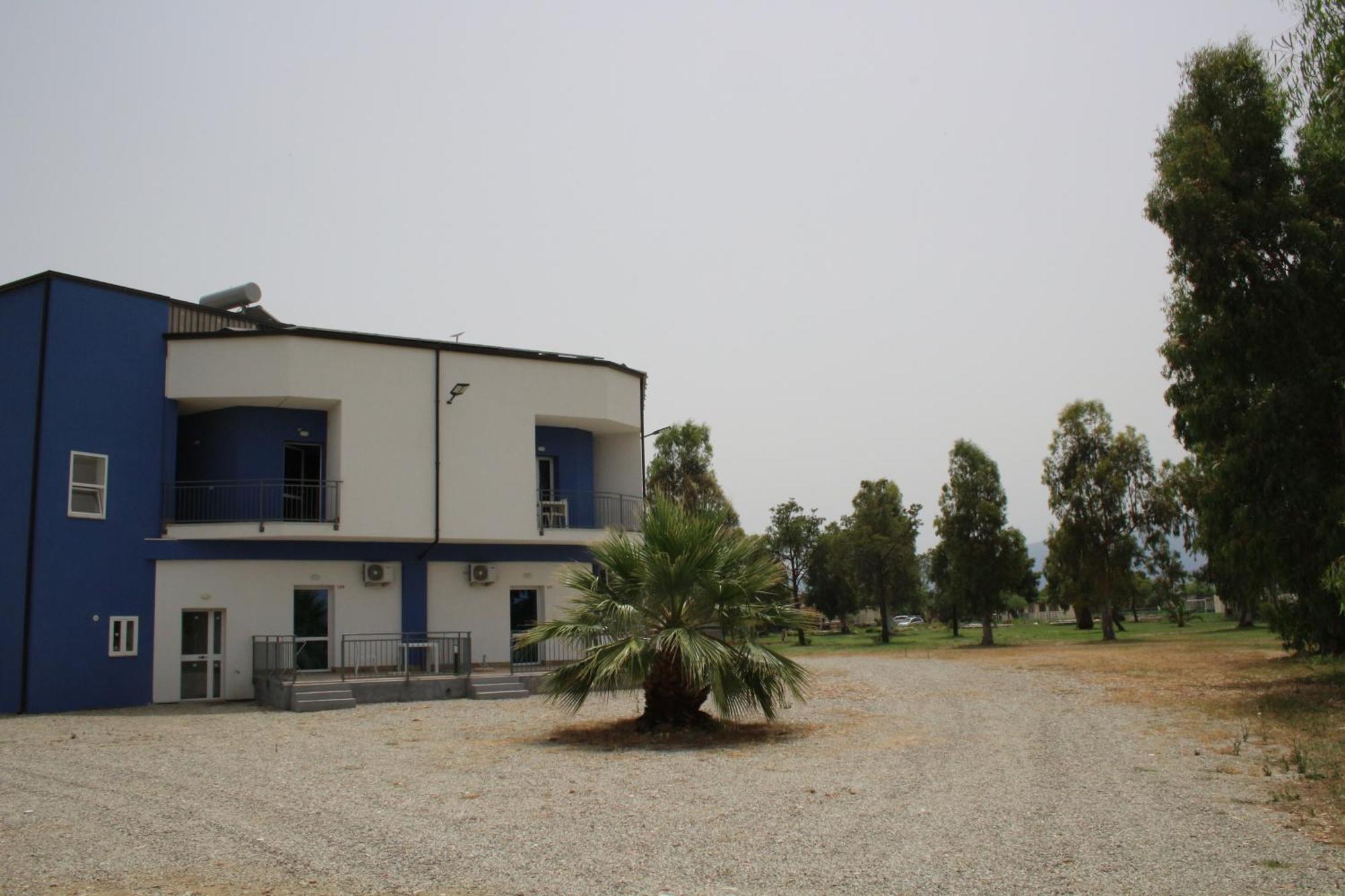 Levante Marina di Schiavonea Exteriör bild